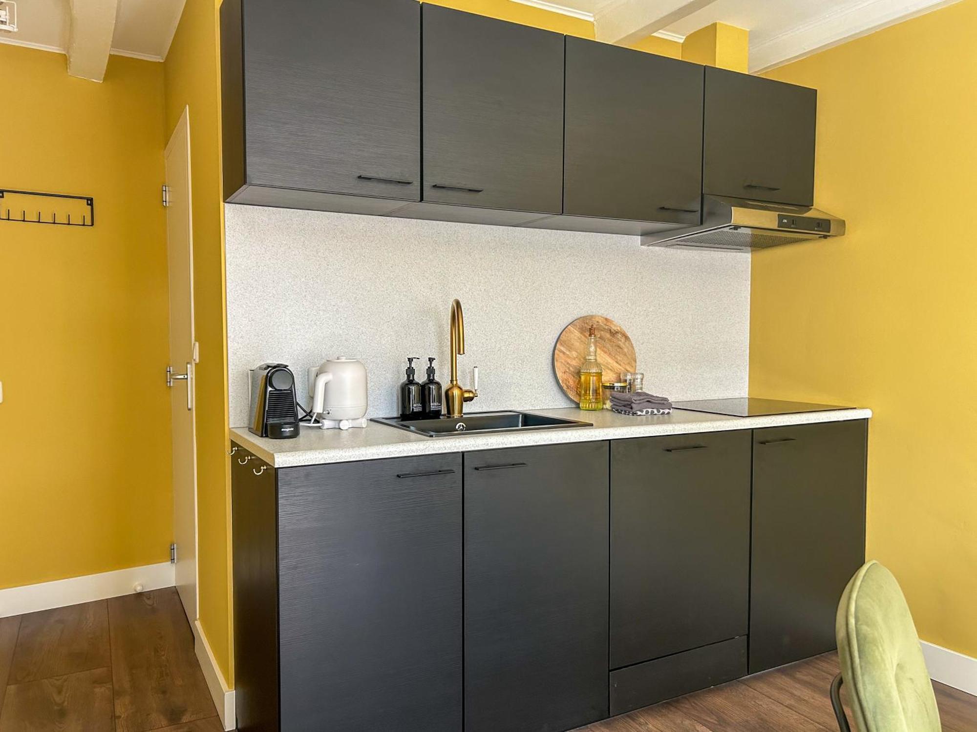 B&B Bij De Waegh Dokkum Exteriör bild